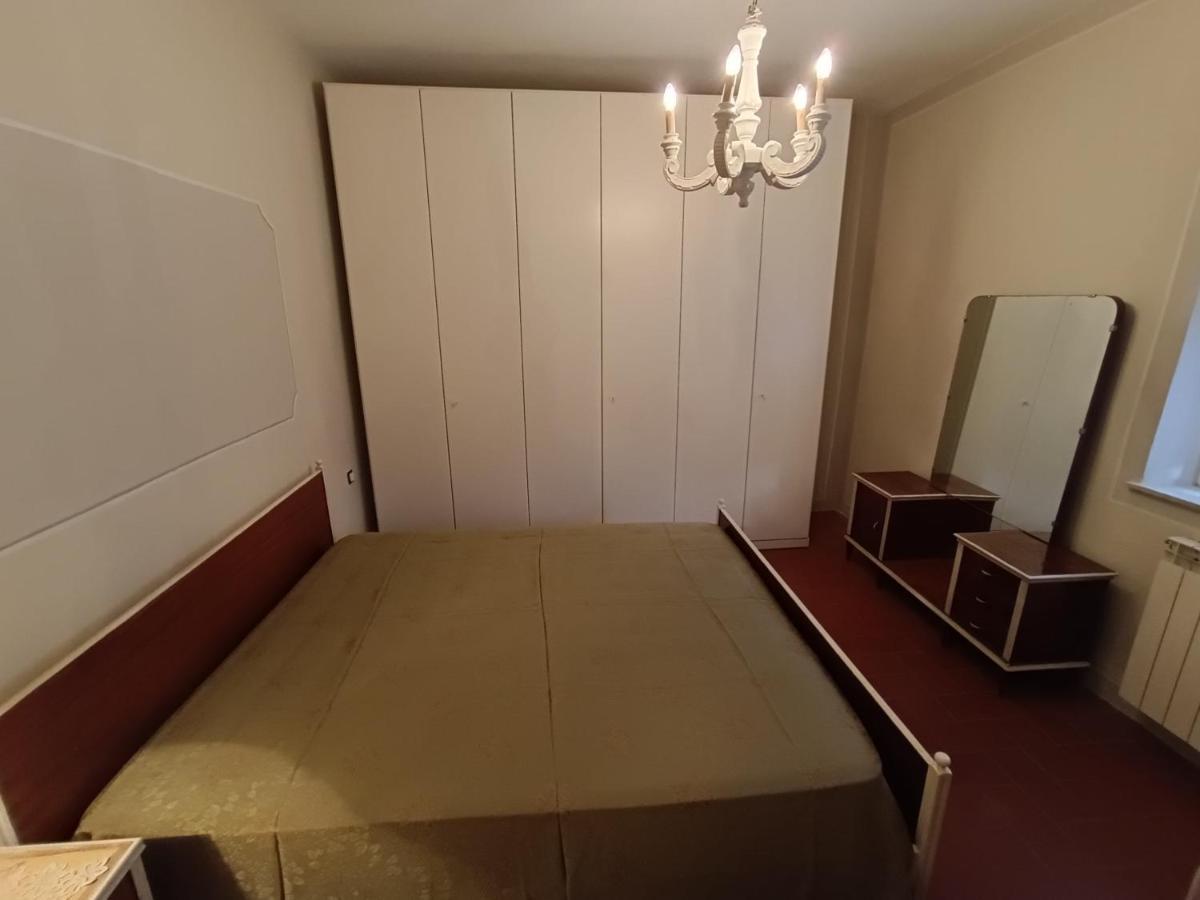 Cozy Apartment Near The City Walls Lucca Exterior foto